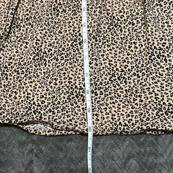 Urban Romantics Leopard Shirt Smocked Top Animal Print Casual - Picture 5 of 6